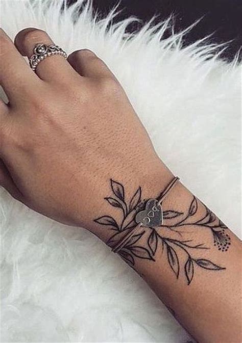Tatouage Poignet Femme Fleur Les plus jolis tatouages pour poignet de Pinterest - Femme Actuelle